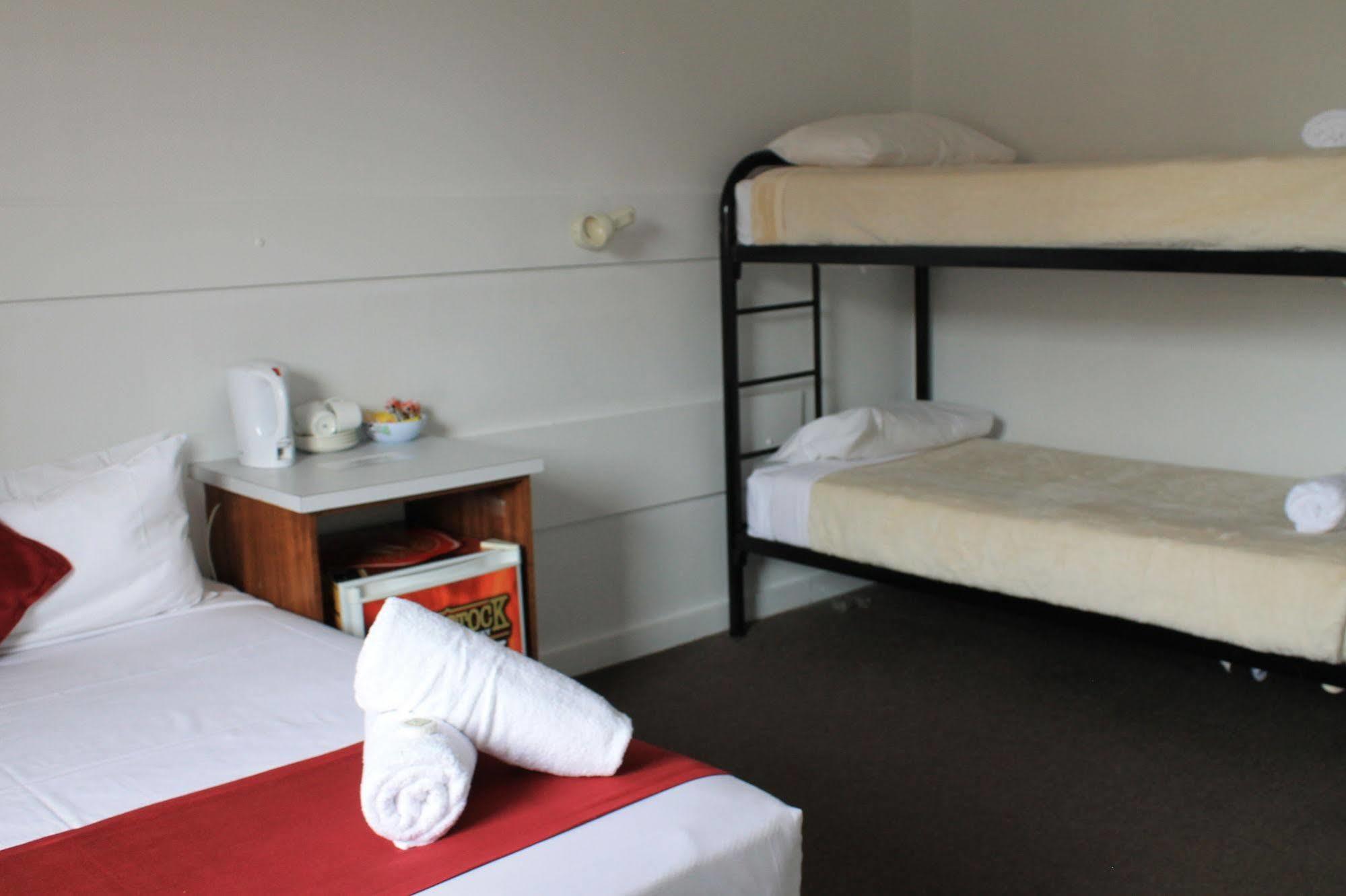 Hotel Beach House Nambour Ngoại thất bức ảnh